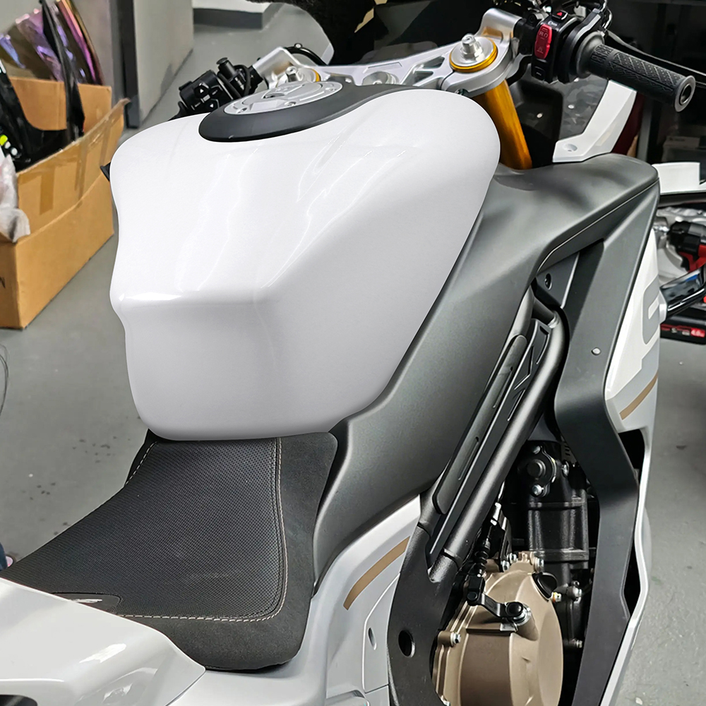 750SR 2025 Motorcycle Exterior - đánh giá và giá Motorcycle Gear Protection